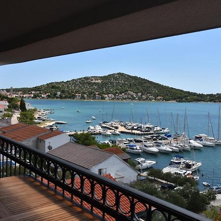 Villa Pina Appartment Chantos Тисно Экстерьер фото